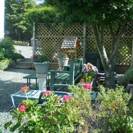 Island View B&B Nanaimo Bagian luar foto